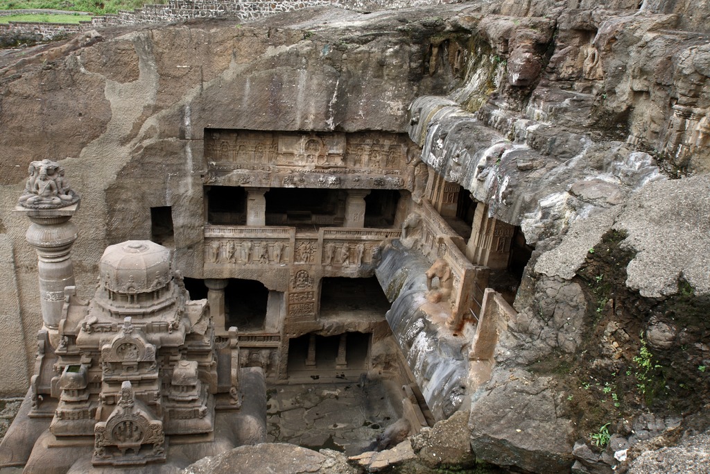 ellora_cave_temple_4